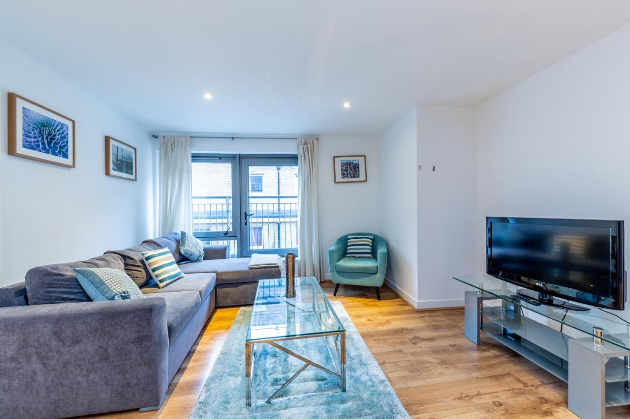 2 Bed Executive Next To Liverpool Street Free Wifi By City Aparts Apartment